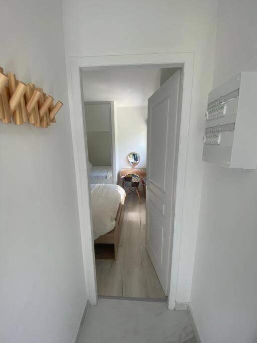 Tiny House Dalia Jardin & Foret 10 Min De La Gare Ferienhaus