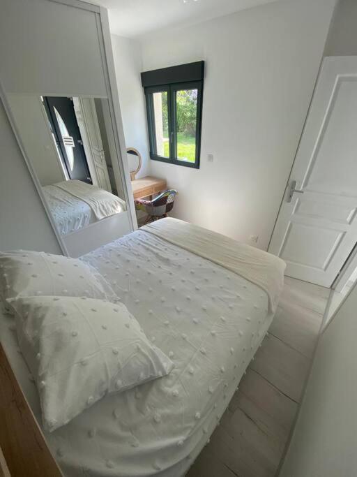 Ferienhaus Tiny House Dalia Jardin & Foret 10 Min De La Gare *